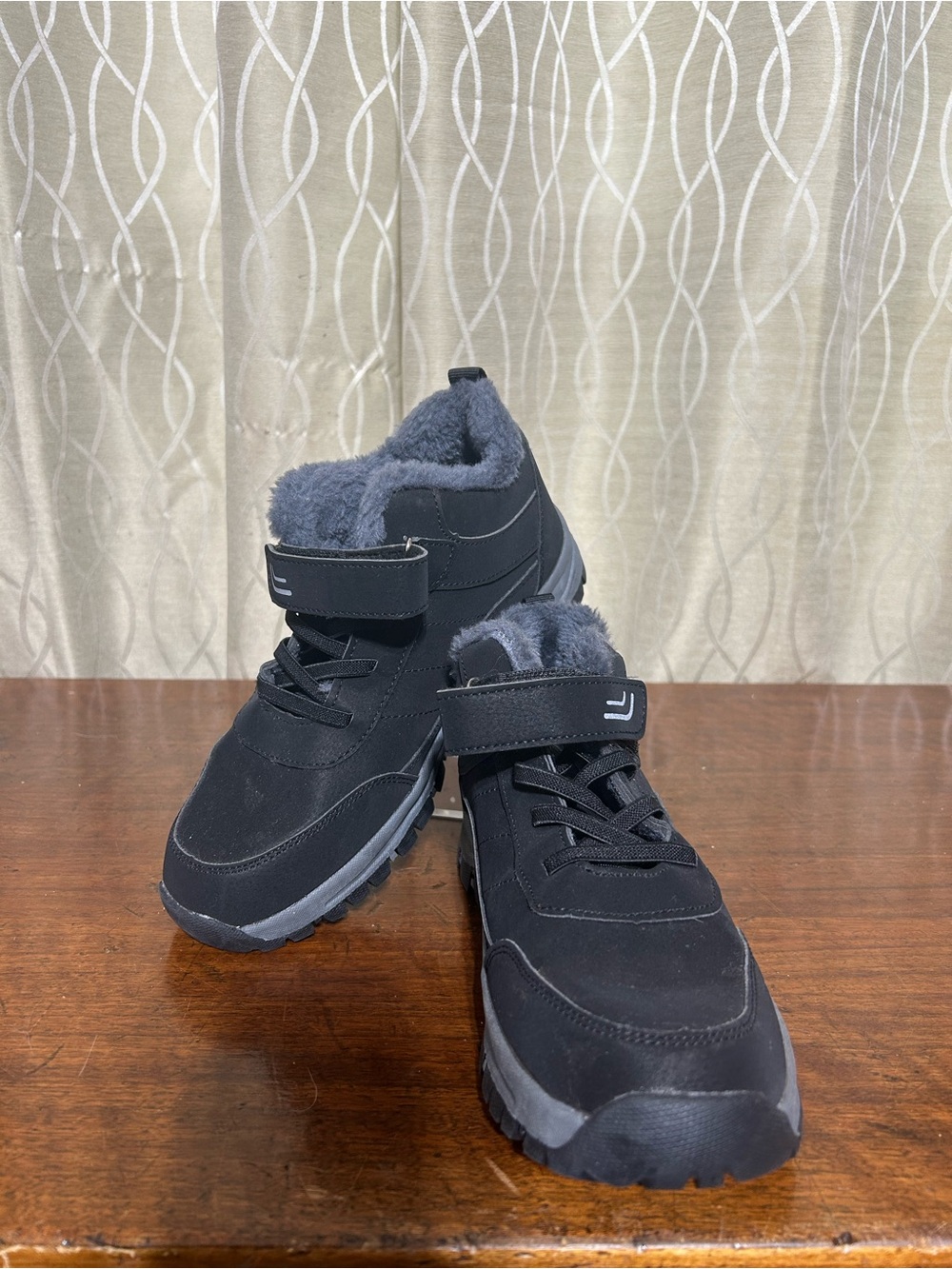 Fashion Brand Black Faux Fur Lined Ankle Winter Boots
